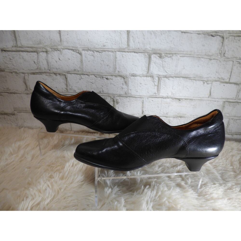 $220 Think! Black & Brown Floral Leather Witchy Whimsy Pumps Size 6.5 NEW T657 - Picture 2 of 7